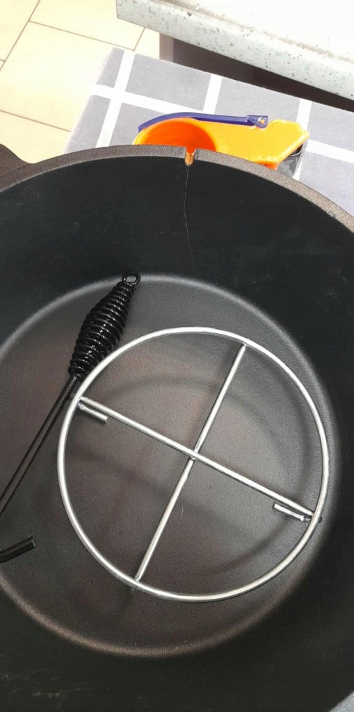 Patelnia grillowa KESSER 37 cm żeliwna USZKODZONA - obrazek 2